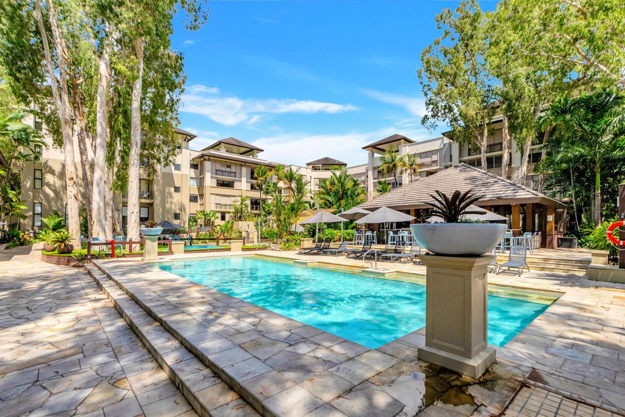 Elysium Private Apartments Triton By The Sea Palm Cove Exterior photo
