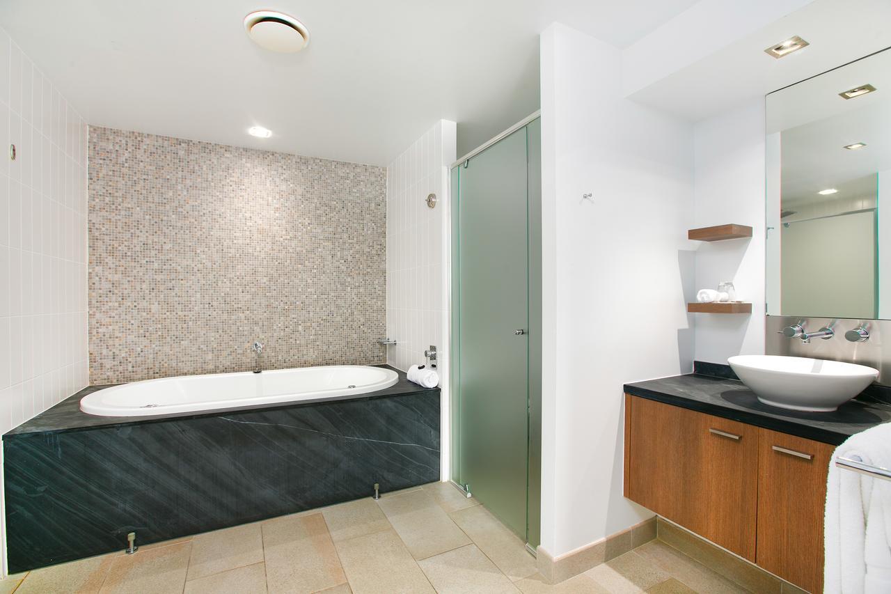 Elysium Private Apartments Triton By The Sea Palm Cove Exterior photo