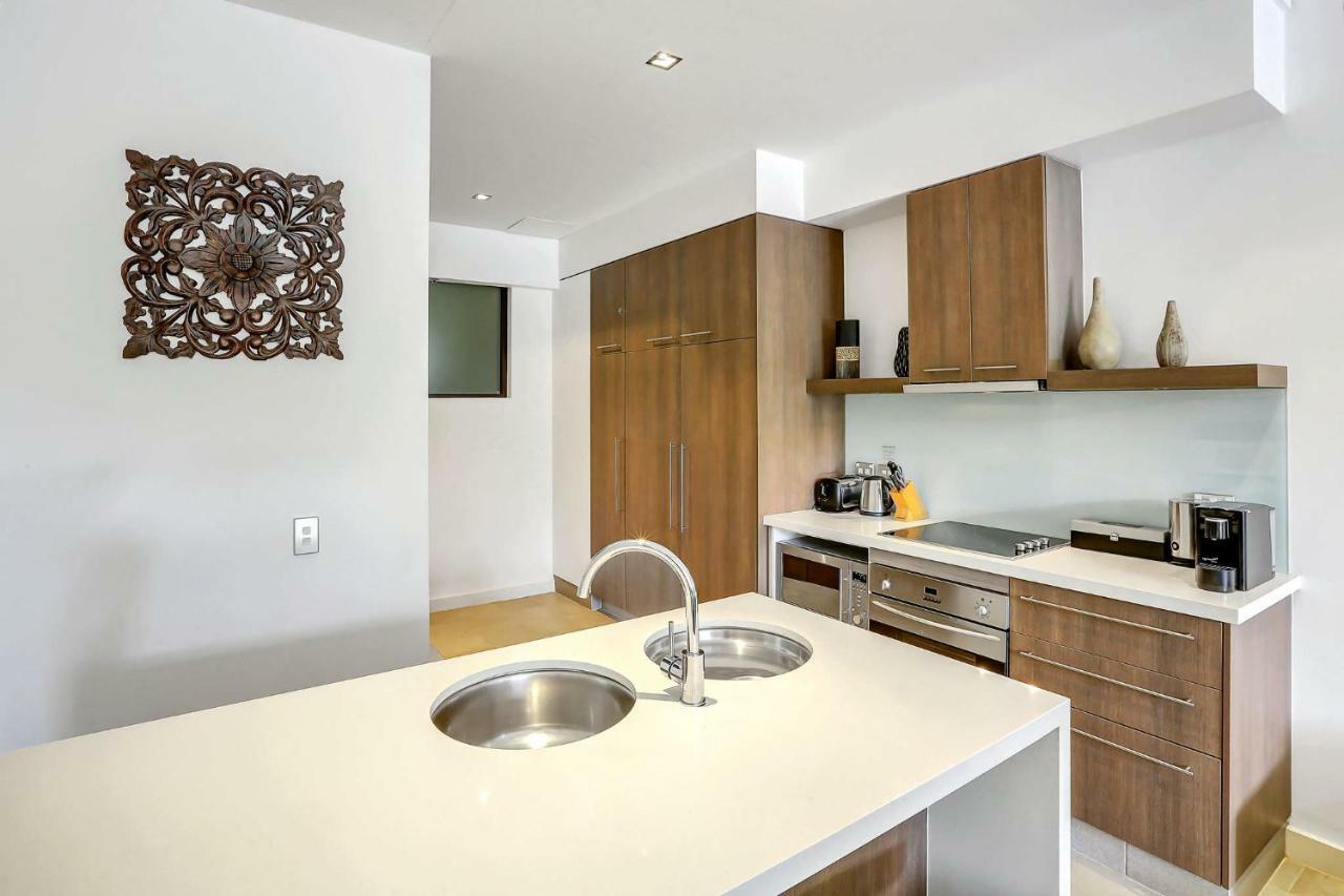 Elysium Private Apartments Triton By The Sea Palm Cove Exterior photo
